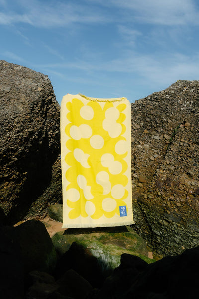 Drops Beach Towel - 100 x 180