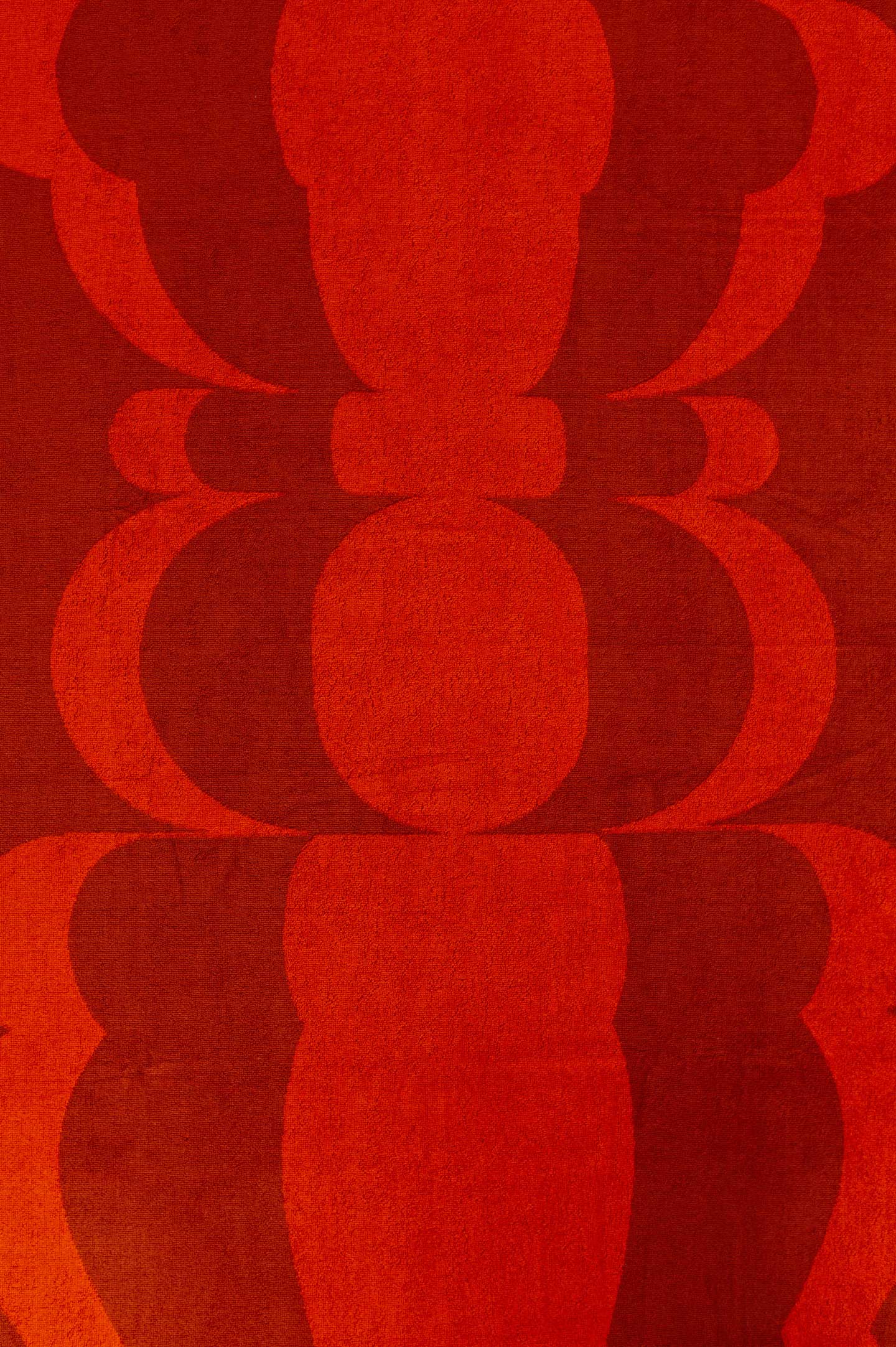 Vases Beach Towel 100x180